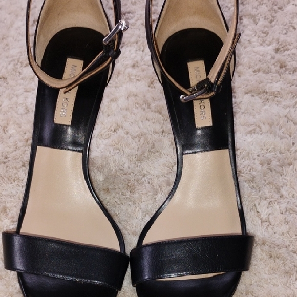 Michael Kors Black Women's Sandals - Picture 1 of 4